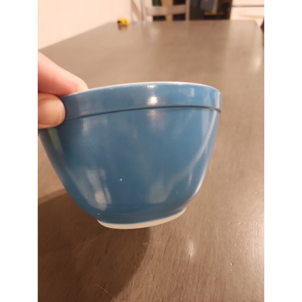 Vintage Pyrex #401 1.5 Quart Solid Blue Small Mixing Bowl Mid Century Kitchen - Picture 7 of 13